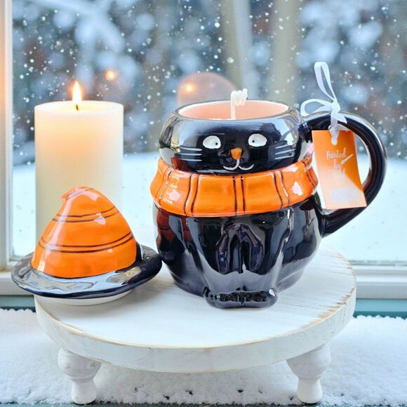 Holiday Candle ✦ Christmas Tree Scent ✦ Soy Wax in Black Cat Mug w/ Lid NWT - Picture 1 of 5